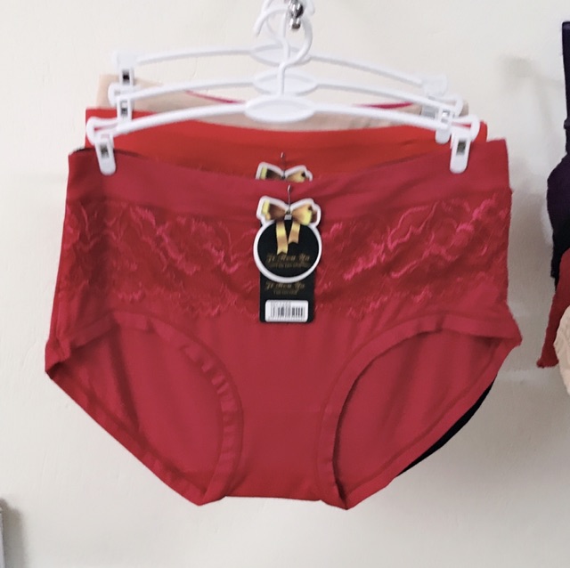 Quần lót cotton ren lưng cao fom to