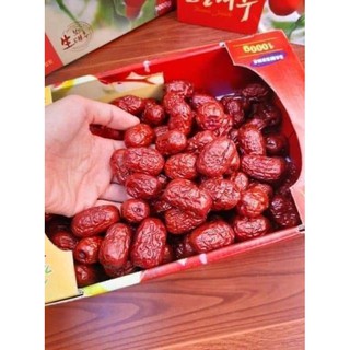 Táo đỏ Hàn Quốc 1kg (cân đủ + quả to hàng loại 1)