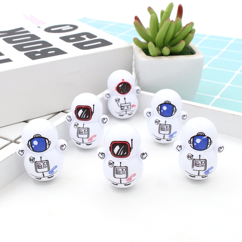 Lật Đật Đồ Chơi Mini Hình Minion / Ultraman / Tinkerbell Giúp Giảm Căng Thẳng 4CM