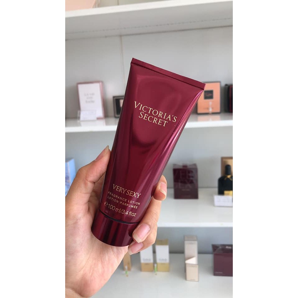 Sữa dưỡng thể Victoria's Secret Very Sexy 100ML