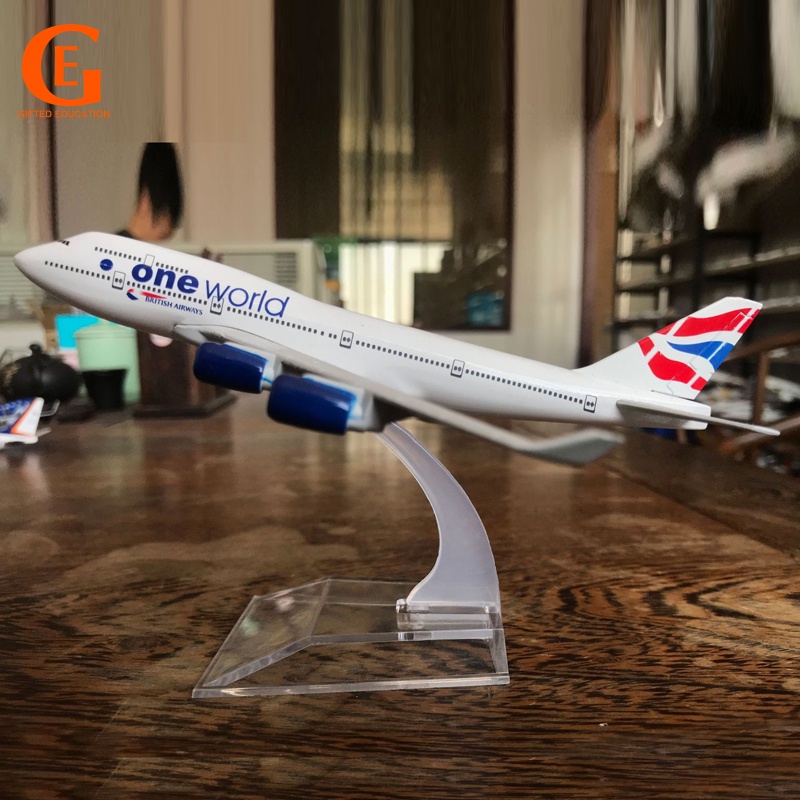 Mô Hình Máy Bay Boeing 747 Oneworld Airline B747 Bằng Hợp Kim Có Chân Đứng