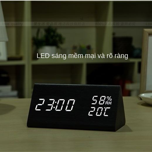 Đồng hồ báo thức LED tối giản của Châu Âu dành cho học sinh với máy tính để bàn phòng ngủ im lặng điện tử nhiệt k