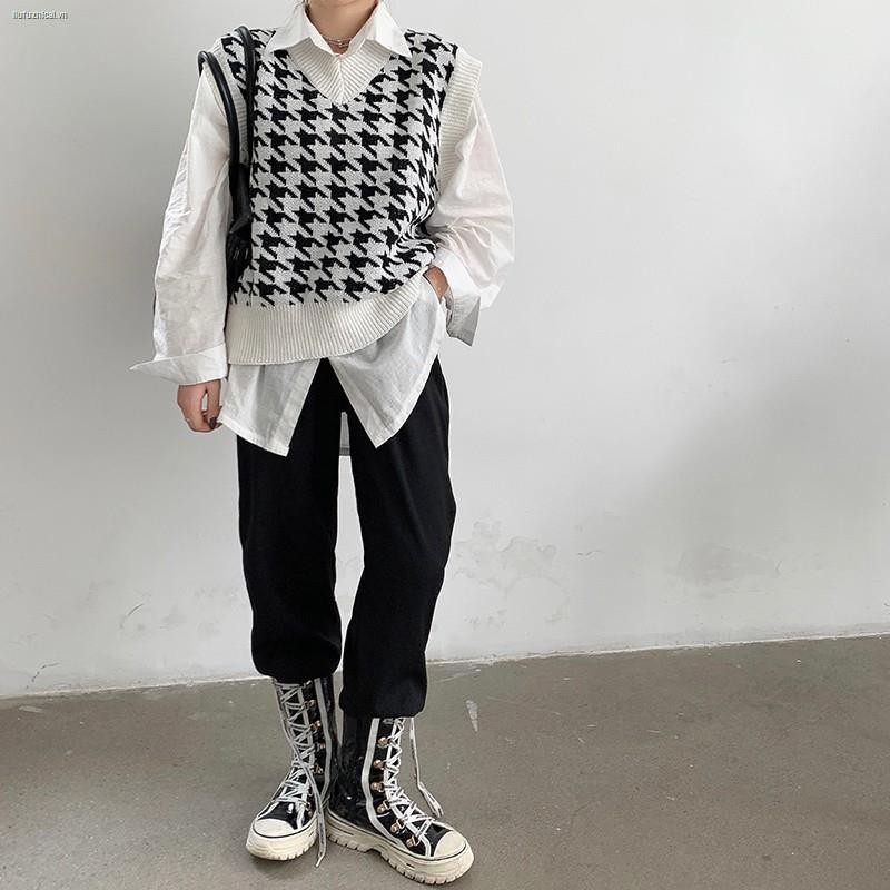 Bộ áo sơ mi tay dài và áo khoác gile không tay bằng len kiểu dáng thời trang dành cho nữ | BigBuy360 - bigbuy360.vn