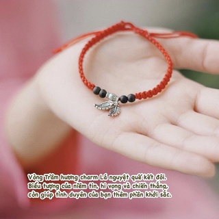 Vòng chỉ đỏ Trầm Hương mix lá nguyệt quế đôi