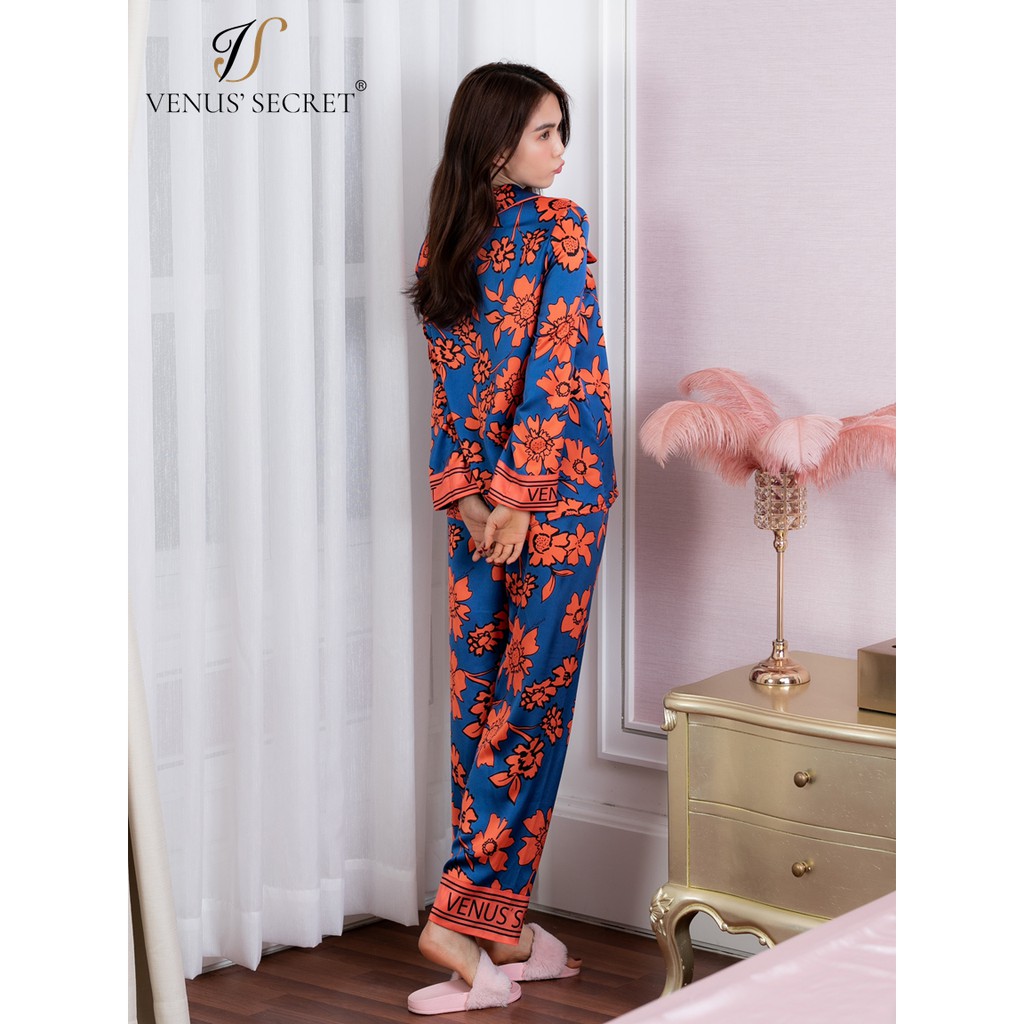 Bộ đồ ngủ Pijama - đồ ngủ lụa cao cấp họa tiết hoa cam thương hiệu VENUSSECRET