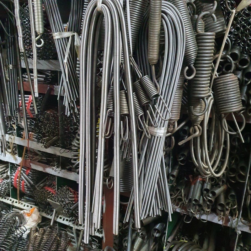 Lò Xo Kéo, Nhiều Kích Cỡ, Dài 1 Mét