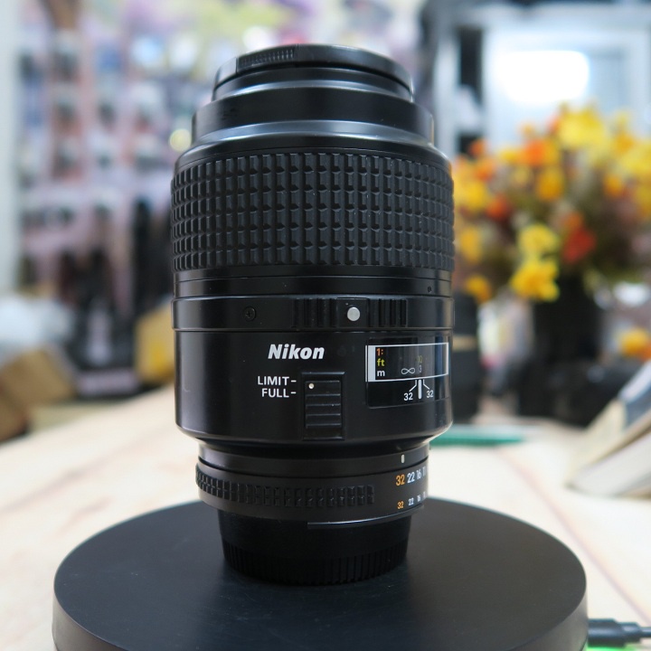 Ống kính Nikon 105f2.8D Micro chuyên chụp sản phẩm và chân dung