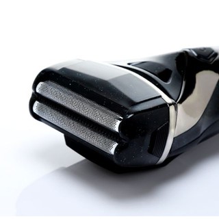 MÁY CẠO RÂU  RSCW-2588
