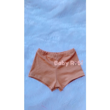Quần ôm chíp để mặc váy- mặc body cho bé