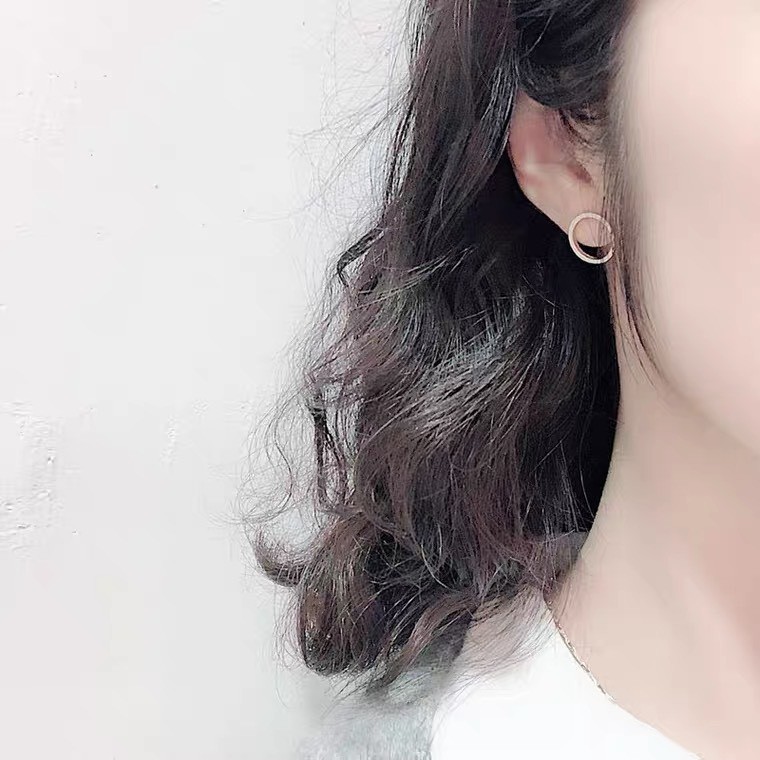 Khuyên tai nữ TLEE hình khối hình tròn basic đơn giản đường kính 1cm TleeJewelry B0348