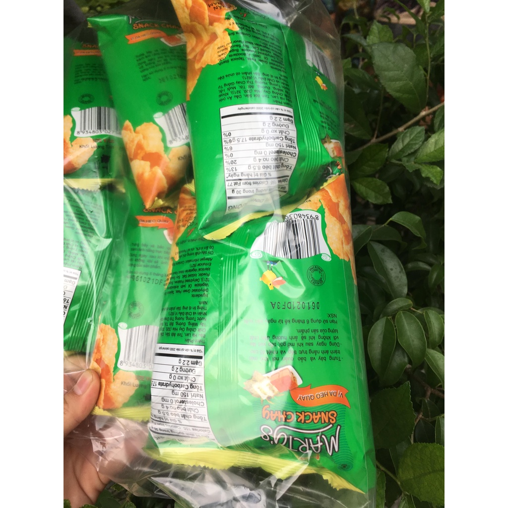 Bim bim oishi snack chay vị da heo quay (bịch 10 gói 15g)