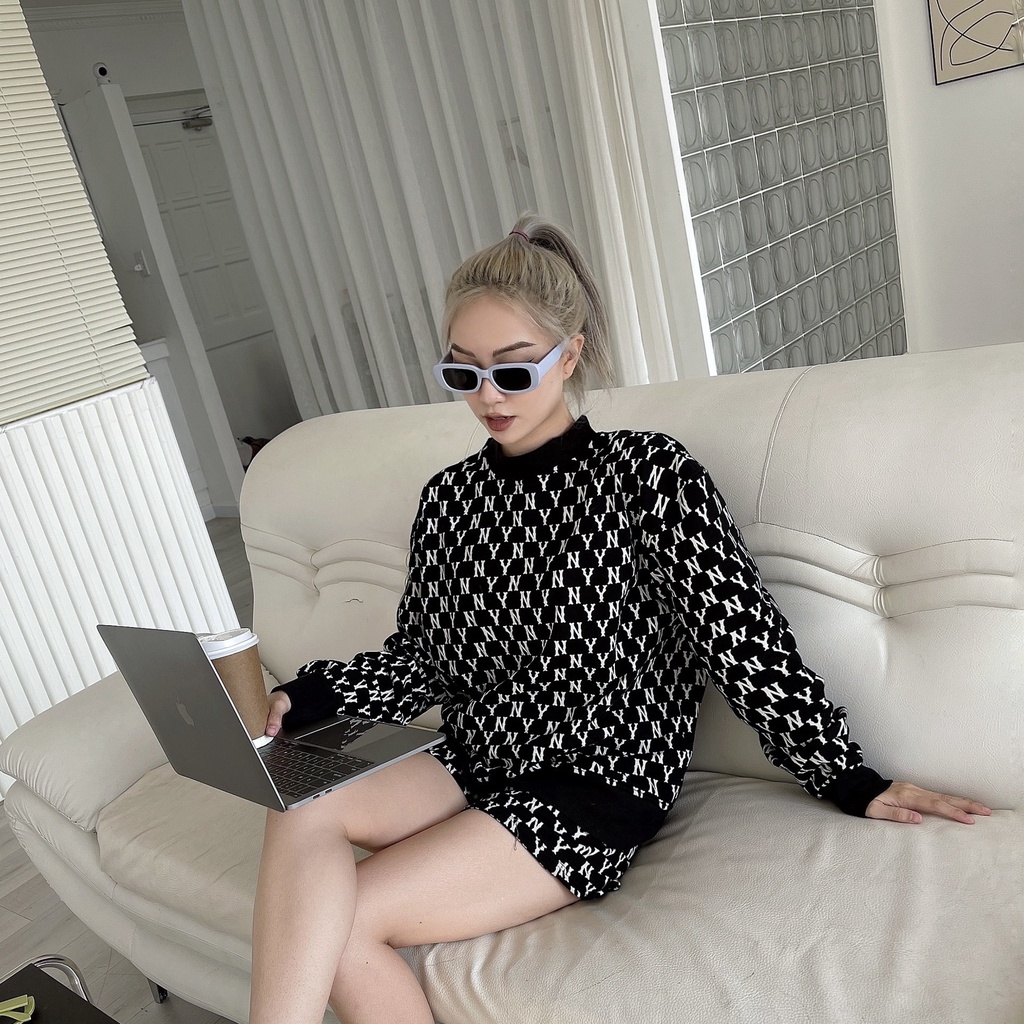 Bộ quần áo nỉ in oversize TOPTIFY sweater và short Party Time S13