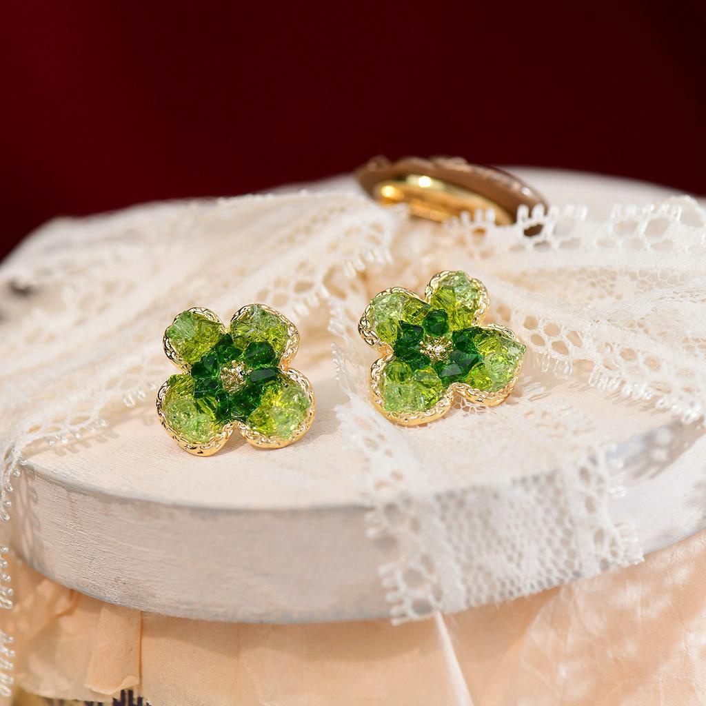 V.I.T House | Bông tai S925 hoa đá xanh lá