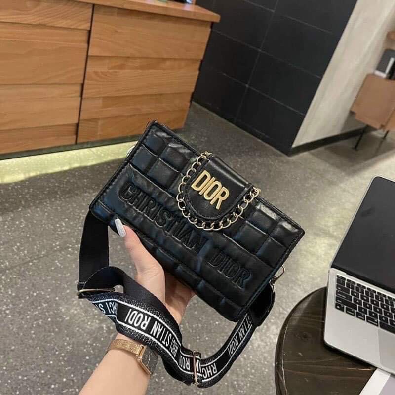 Túi xách nữ  Túi đeo chéo Dior đen quai chữ 2022 đeo vai đeo chéo