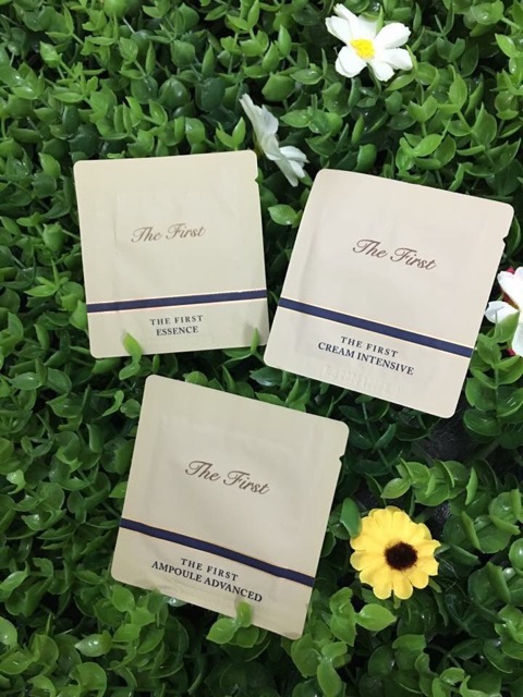 Sale com bo 10 gói  Tinh dầu dưỡng tái sinh da Ohui the first | BigBuy360 - bigbuy360.vn