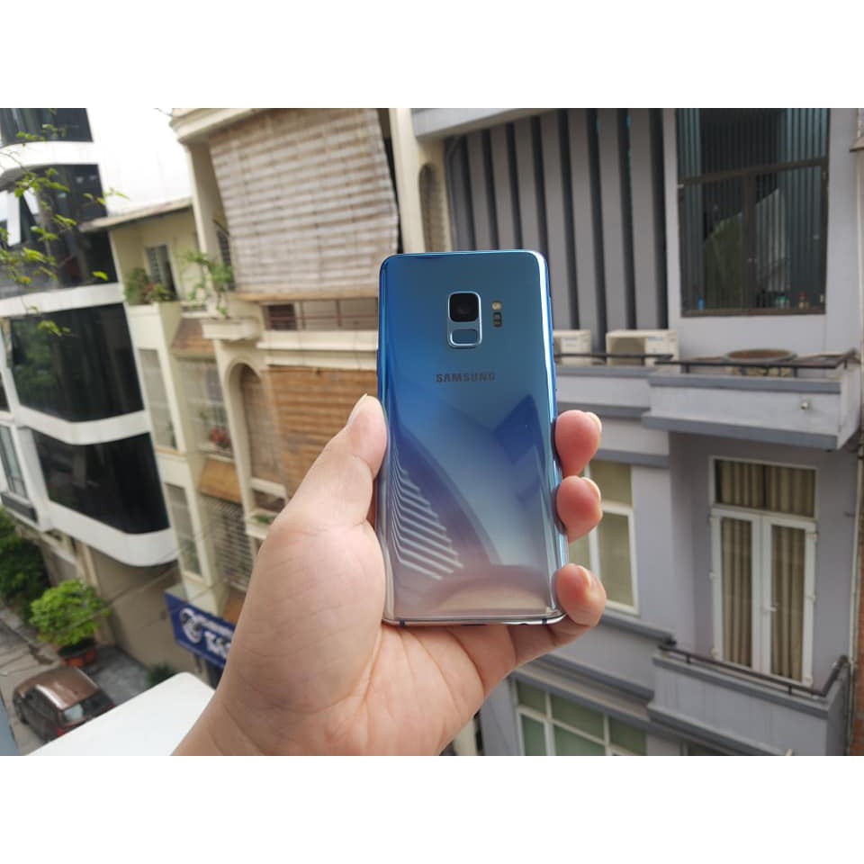 Điện thoại Samsung Galaxy S9 2 sim xách tay Hàn Quốc ( 99%) giá cực sốc