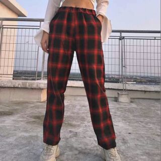 Quần baggy caro ống xuông