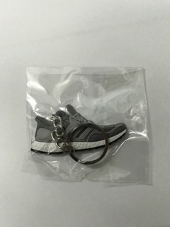 Móc khoá giày sneaker