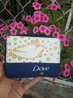 Ví cầm tay Dove