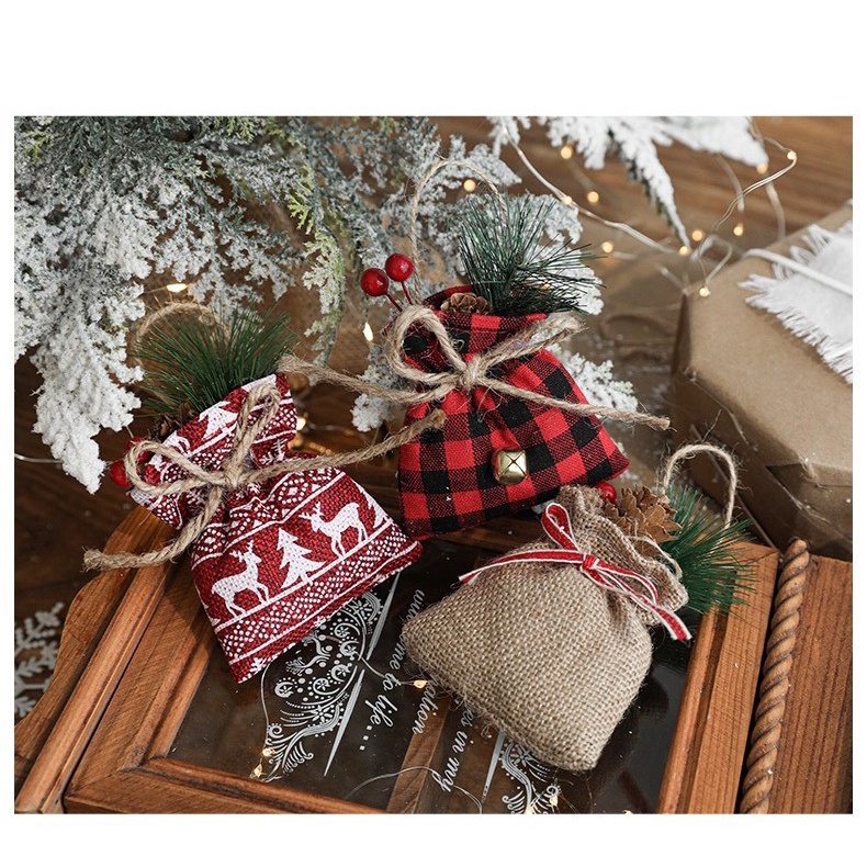 TÚI QUÀ NHỎ TRANG TRÍ CÂY THÔNG/ PHỤ KIỆN TREO CÂY THÔNG/ TRÁI CHÂU GIÁNG SINH