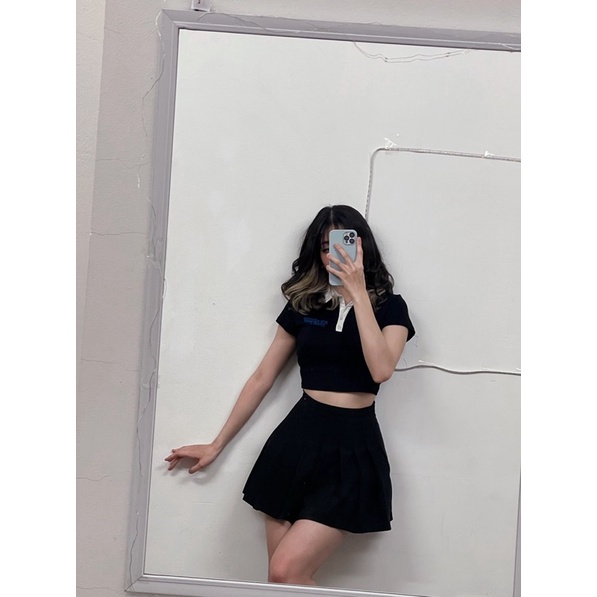Áo H&M x Sex Education Polo Croptop Short Rugby Shirt