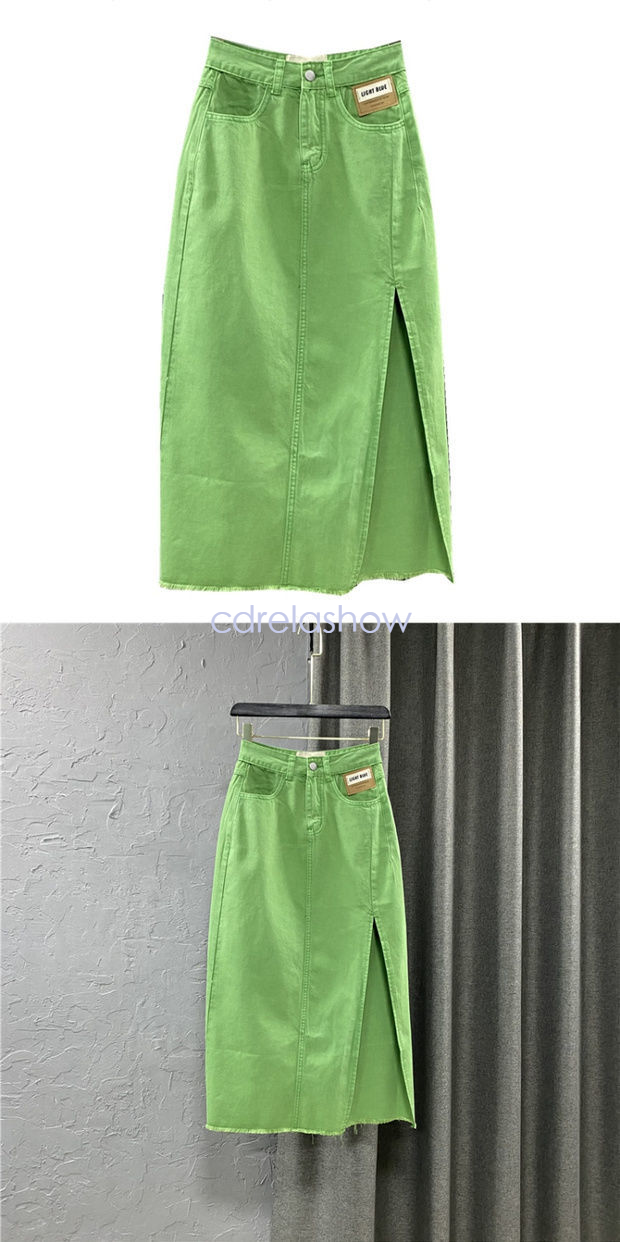 Chân Váy Denim Dáng Dài Xẻ Tà Màu Xanh Lá Trẻ Trung Quyến Rũ Cho Bạn Gái | BigBuy360 - bigbuy360.vn