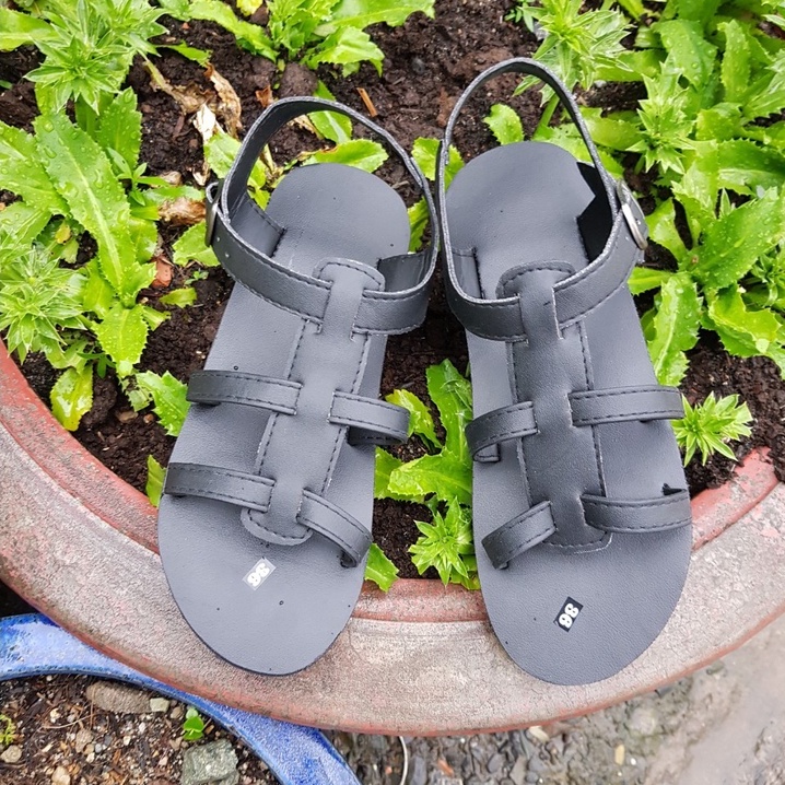 sandal đồng nai dép sandal nữ ( đế đen quai đen ) size từ 34 đến 42 nữ