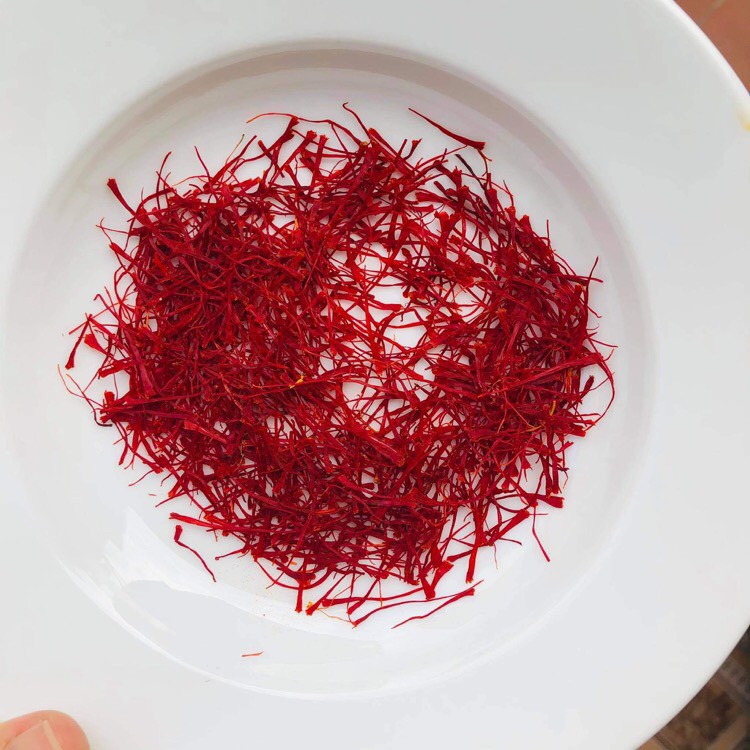 3 GRAM SAFFRON TÂY Á /NHỤY HOA NGHỆ TÂY BAHRAMAN/ CAM KẾT HÀNG CHÍNH HÃNG/BẢO HÀNH 1 ĐỔI 1/ FREE SHIP/TẶNG NỤ HỒNG IRAN