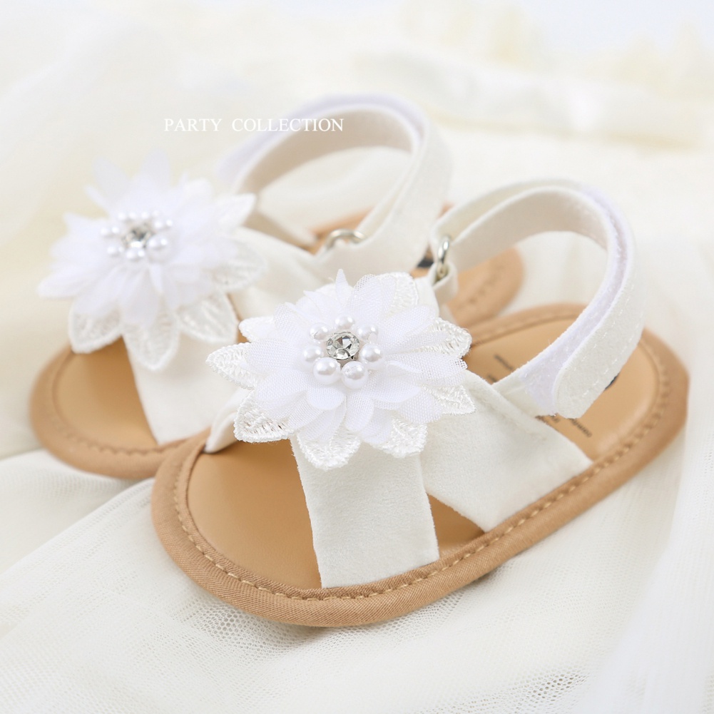 Xăng đan Tập Đi Đế Mềm Chống Trượt Đính Hoa Ngọc Trai Cho Bé Gái