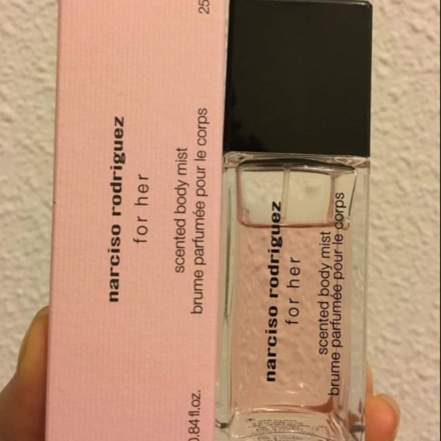 Xịt cơ thể - Body Mist Narciso rodriguez for her