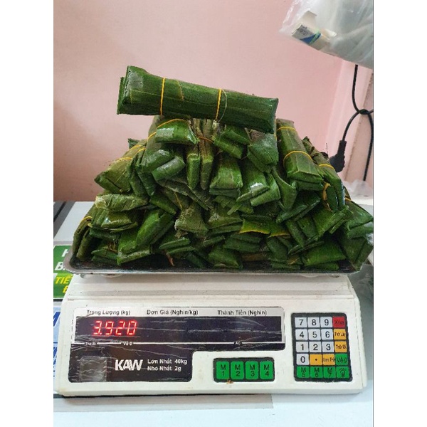 Chả Huế lá chính gốc