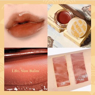 Son dưỡng có màu 𝐌𝐄𝐑𝐙𝐘 𝐓𝐇𝐄 𝐇𝐄𝐑𝐈𝐓𝐀𝐆𝐄 𝐀𝐋𝐋 𝐃𝐀𝐘 𝐋𝐈𝐏 𝐂𝐀𝐑𝐄