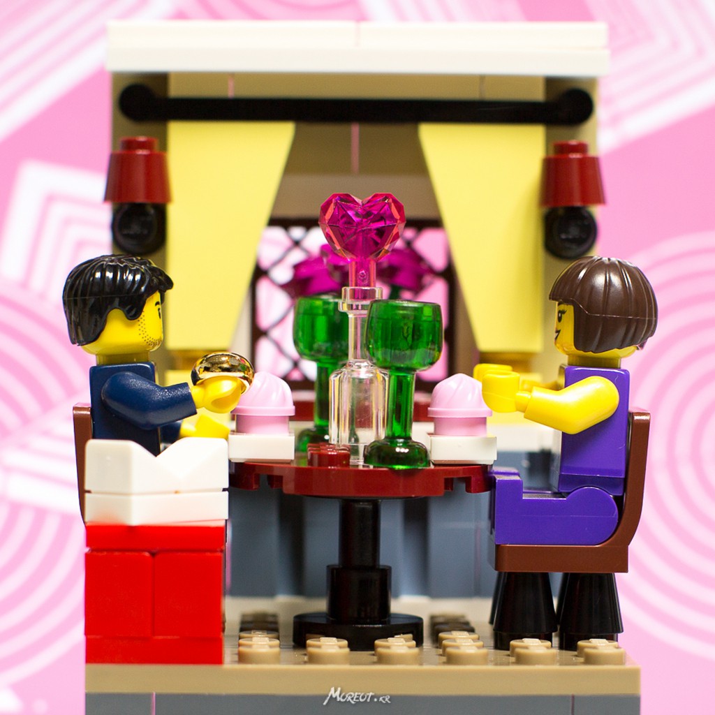 LEGO 40120 Bữa Tối Lễ Tình Nhân Lãng Mạn - Valentine's Day Dinner