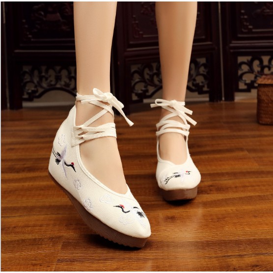 FREESHIP 99K TOÀN QUỐC_COMBO giày thêu hoa đen