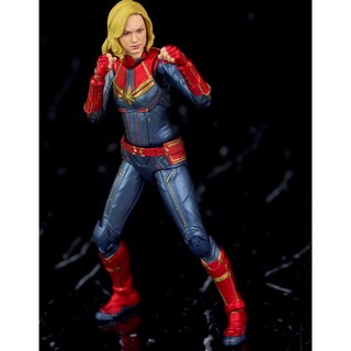 mô hình Captain Marvel SHF