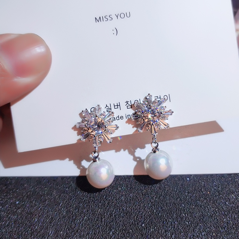 [Jiudoulan] Khuyên Tai Đính Ngọc Trai Nhân Tạo Hình Bông Tuyết Zircon Cho Nữ
