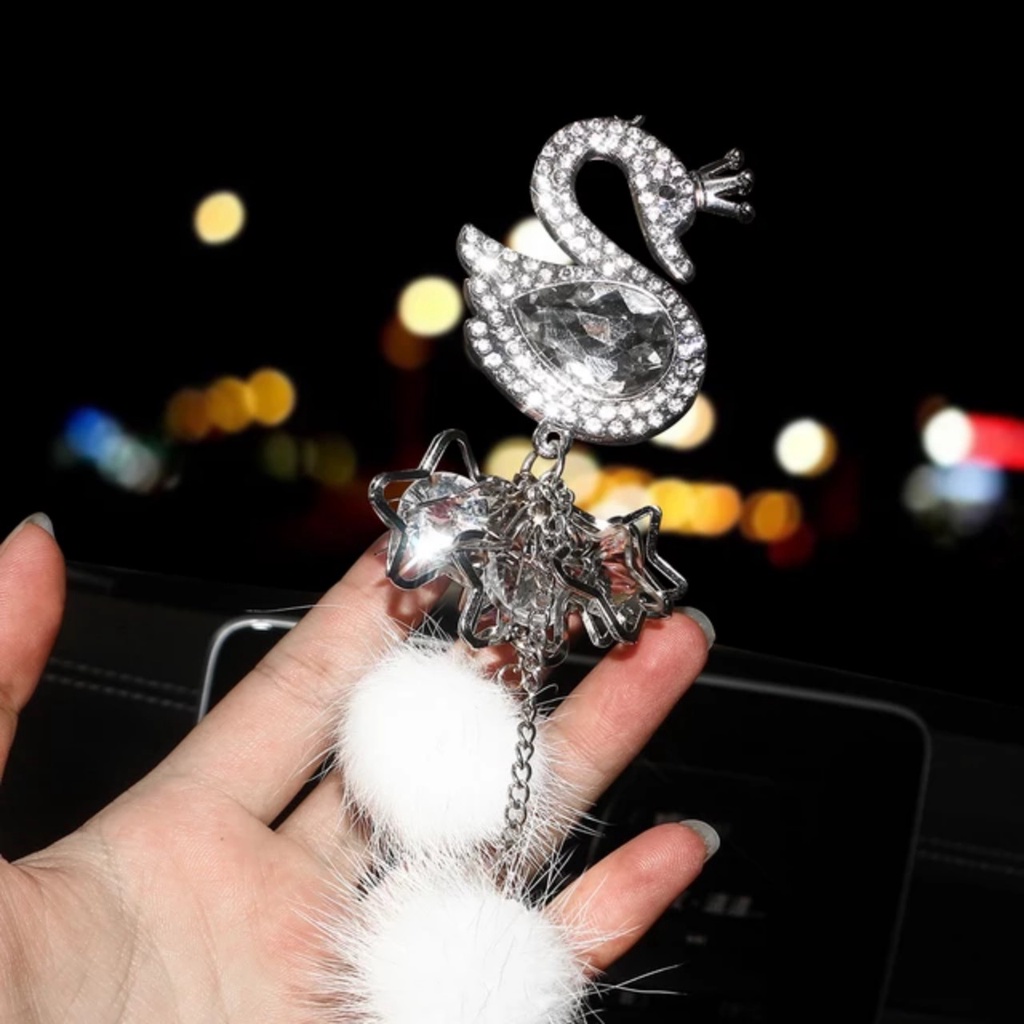 Khánh treo ô tô - Khánh thiên nga dây đuôi quả bông trắng