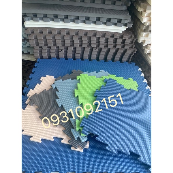 Thảm xốp màu 30*30*1cm 5K/1 tấm