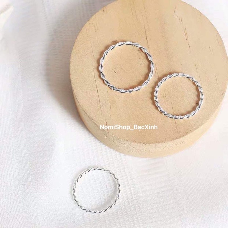 Nhẫn xoắn chuẩn bạc ta thời trang, cá tính nhẹ nhàng Mainomi Shop Bạc Xinh