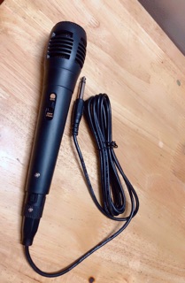 Micro karaoke có dây hát cực hay