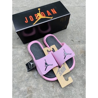 Dép jordan nữ hồng đen