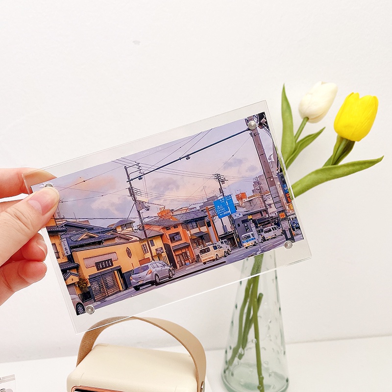 Giá Đỡ Khung Ảnh Gia Đình Bằng Acrylic Tiện Dụng