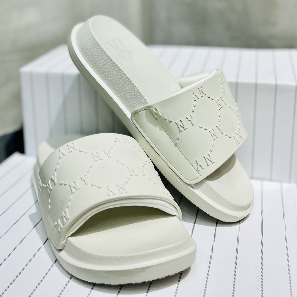 Dép MLB Chunky Mound Dia Monogram Đen/Trắng - 3ALPAC123