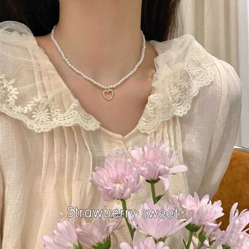 Vòng Cổ Đính Ngọc Trai Hình Trái Tim Thời Trang Cho Nữ