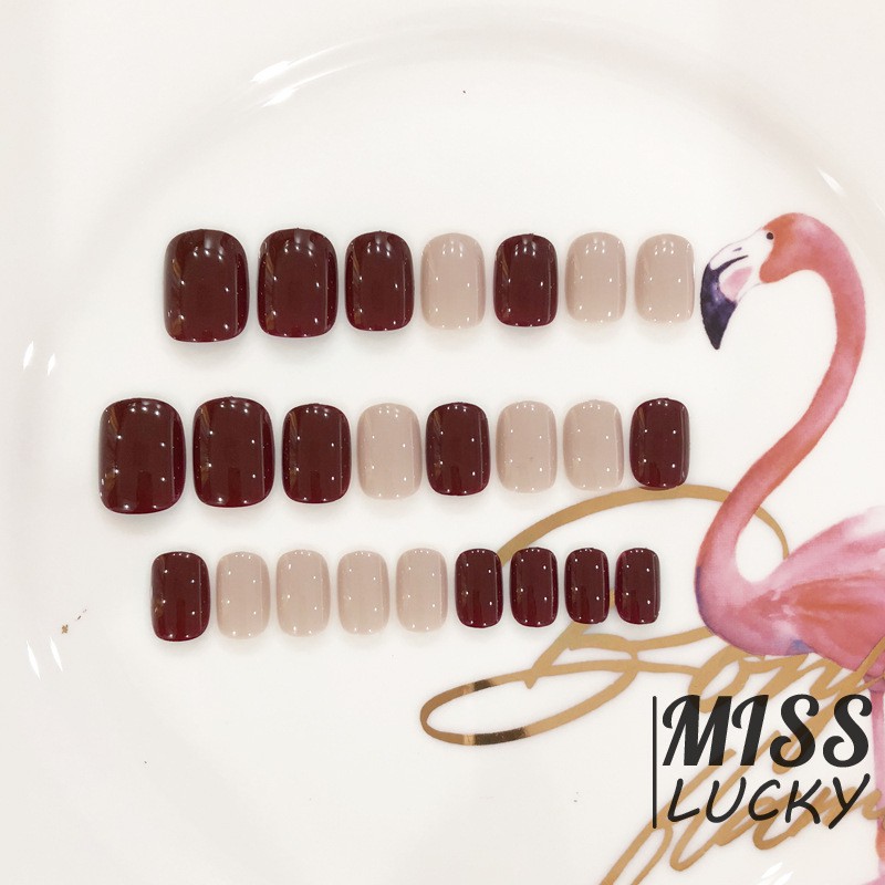 Miếng dán móng tay đầu tòn thời trang đơn giản cho nữ