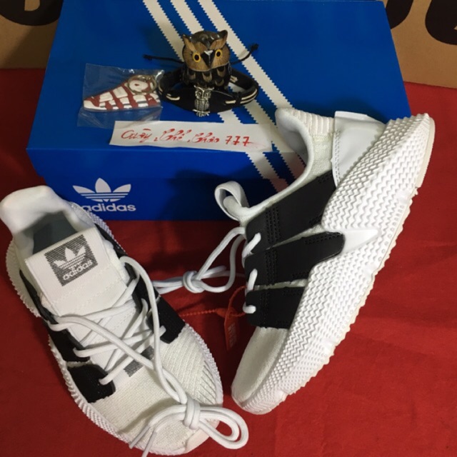 Giầy Adidas Prophere ( trắng- đen)