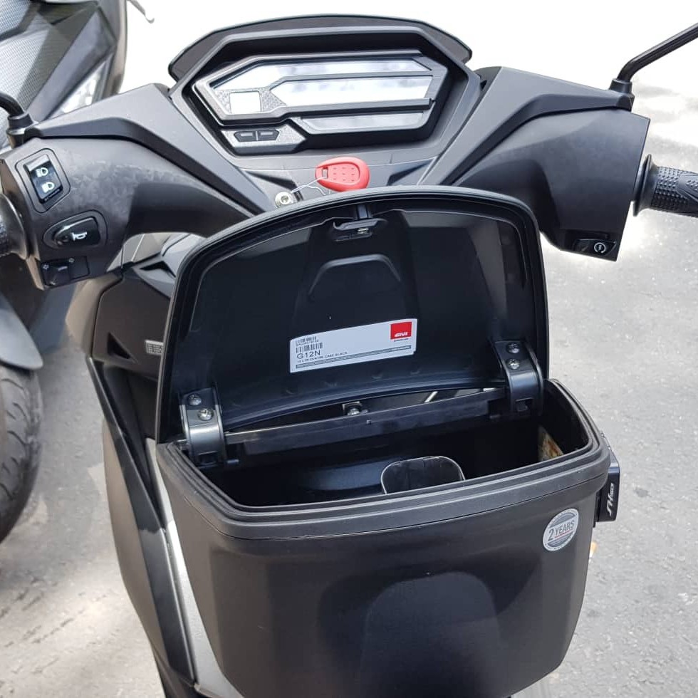 Thùng giữa xe mô tô xe máy Givi G12N 12L Fixed Center Box 2019 Winner Exciter - NKLUBE