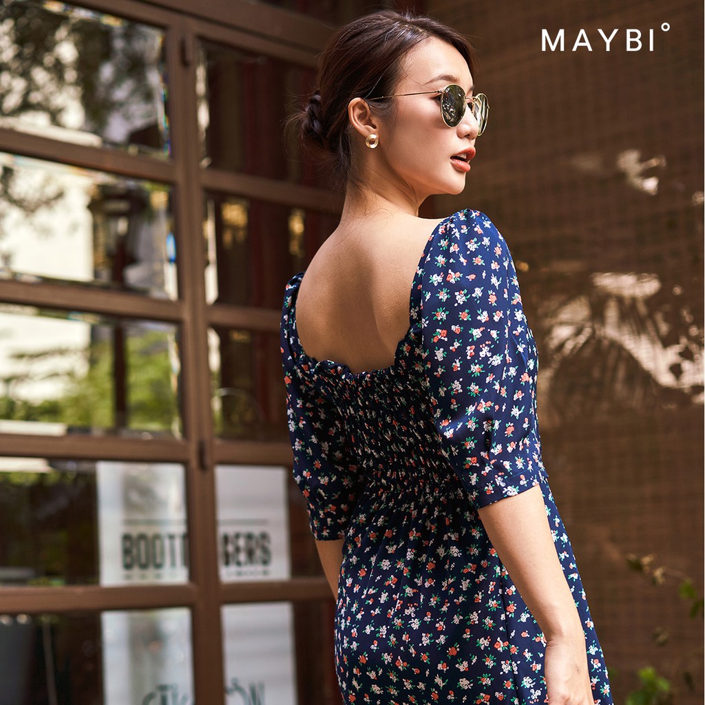 [Mã MAYBI100 giảm 100K đơn từ 599K] MAYBI - Đầm xanh họa tiết đắp tà cột eo Deep Blue Front Slit Dress