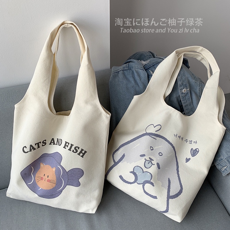 Túi xách nữ đeo chéo vải canvas liền thân in hoạ tiết ngộ nghĩnh lamminhstore 282