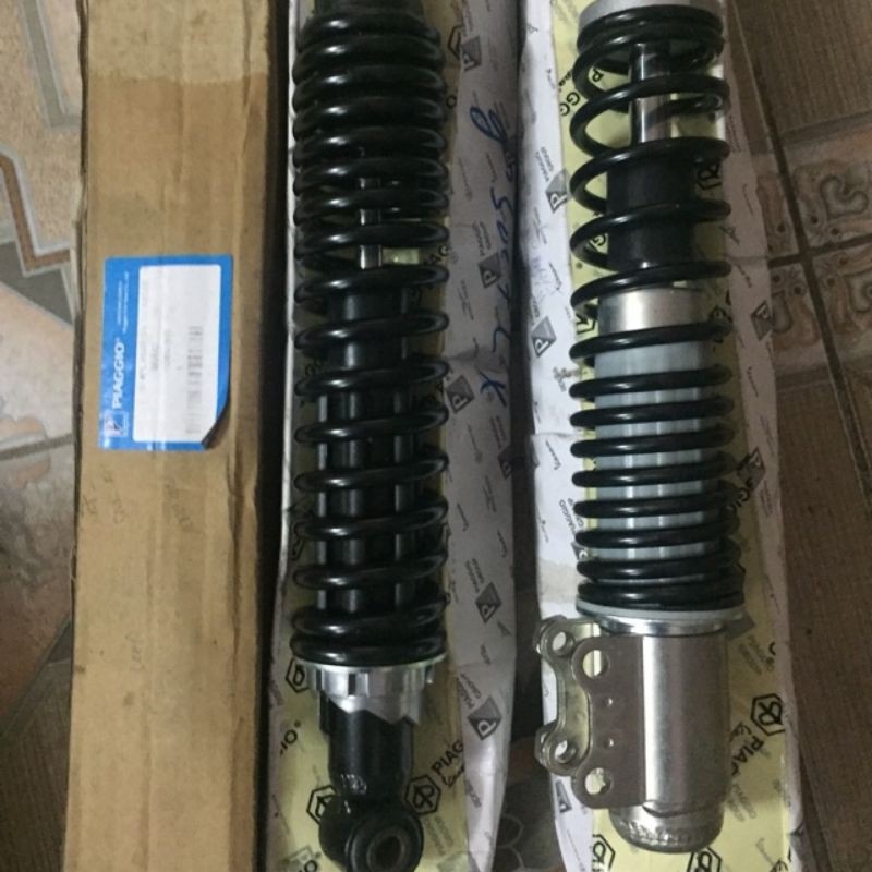 Giảm sóc piagio vespa lx 125 / phuộc nhún vespa lx chính hãng PIAGIO : giảm sóc trước ,giảm sóc sau 